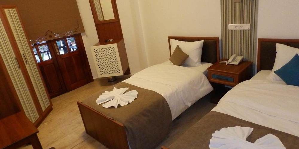 Oskay Hotel ดาลยัน ภายนอก รูปภาพ